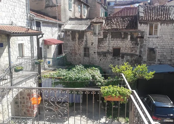 Apartments And Room Merica 3* Split